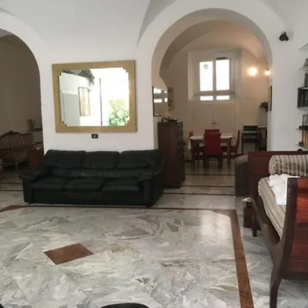 Elly's Loft Apartamento