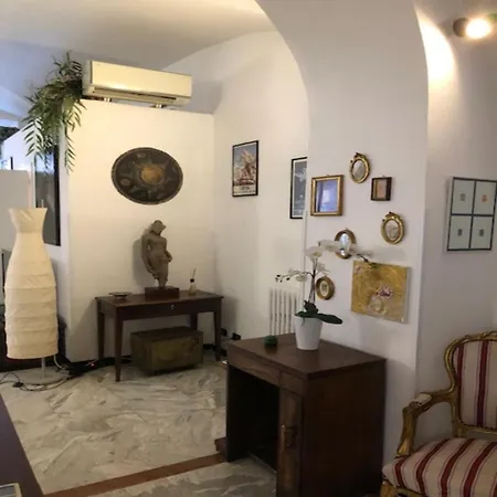Elly's Loft Appartement *