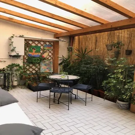Elly's Loft Appartement *