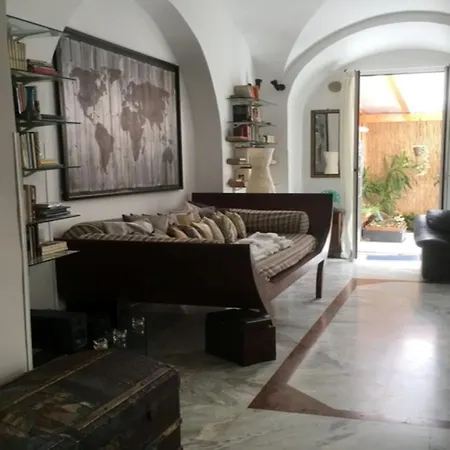 Elly's Loft *