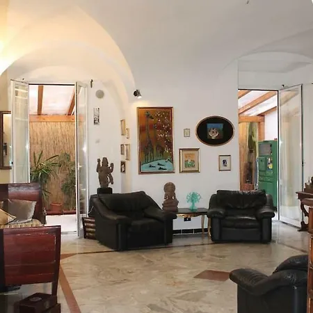 Elly's Loft Appartement *