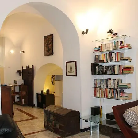 Elly's Loft *