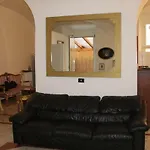 Lejlighed Elly's Loft Rom