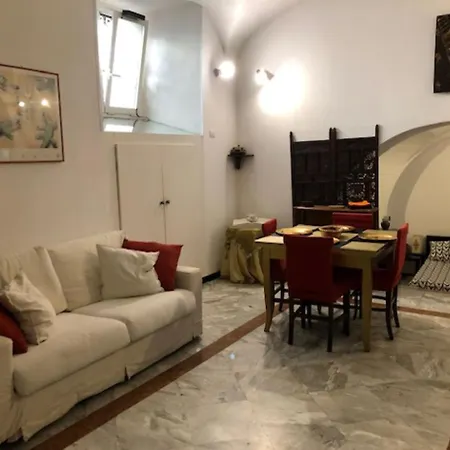 Daire Elly's Loft Roma